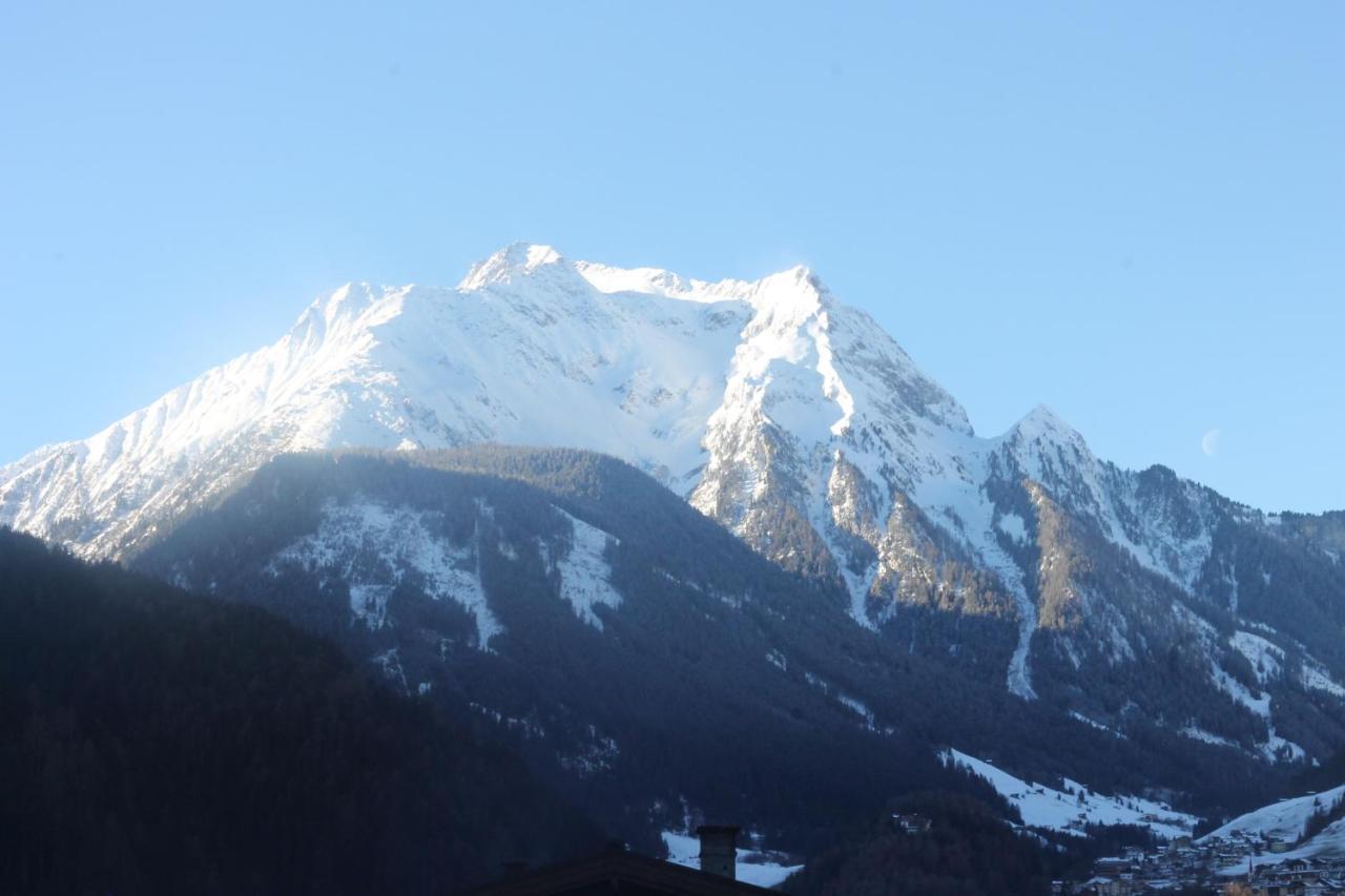 Apartamento Haus Viktoria Mayrhofen Exterior foto